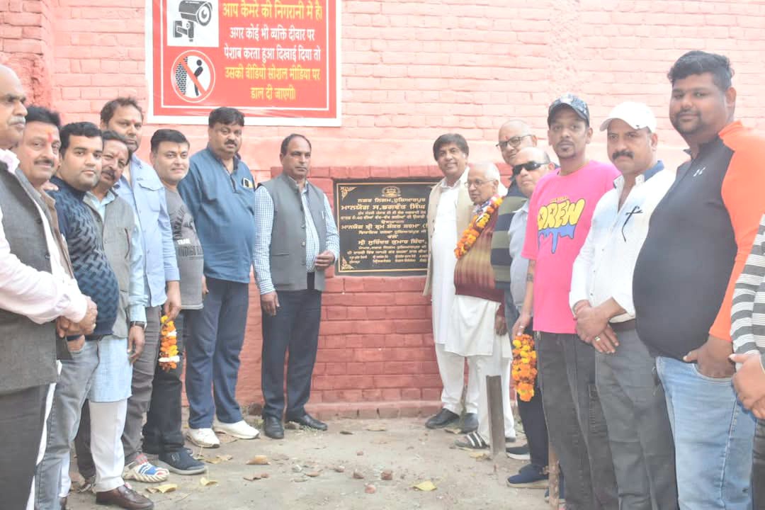 MLA Jimpa inaugurated the construction of lanes at Chowk Suraja of Ward No. 40 at a cost of Rs 16.50 lakh